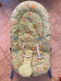 Chaise vibrante pour petit bébé naissant 0-3M