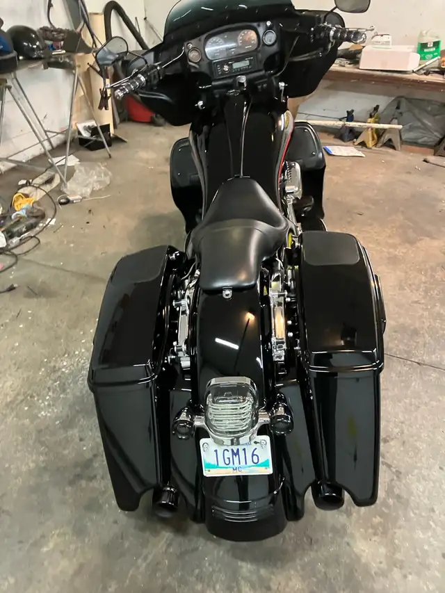 PRICE DROP.     Custom HarleyRod bagger all new parts in Touring in Winnipeg - Image 9