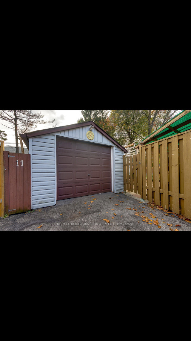 Garage for rent  in Storage & Parking for Rent in City of Toronto