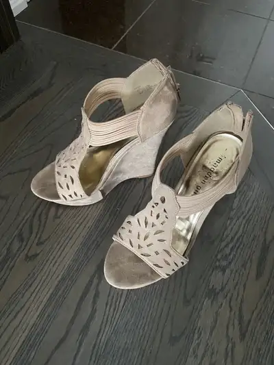 Women Shoes, View more