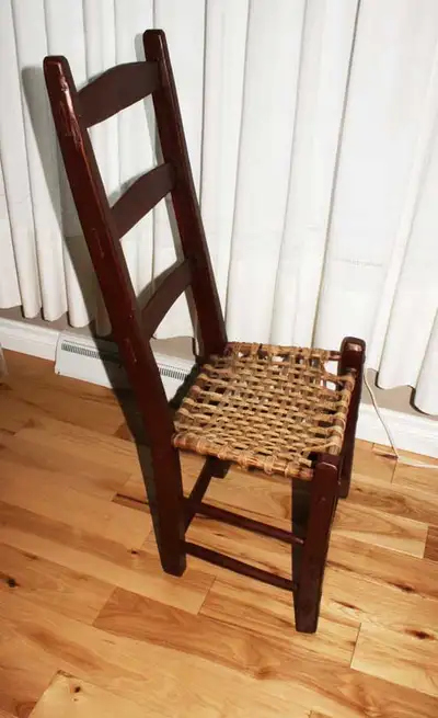 Chaise paysanne rustique (1880-1930), livré si.., View more