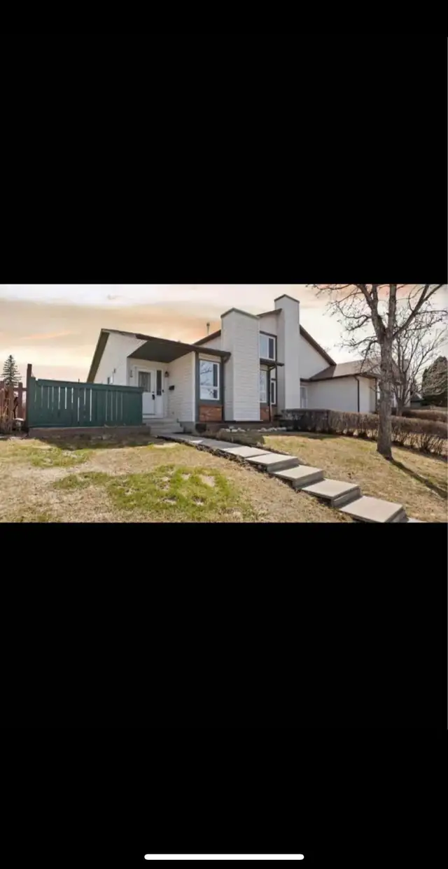 Duplex house for rent