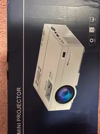 Mini Projector 1080p full HD support 