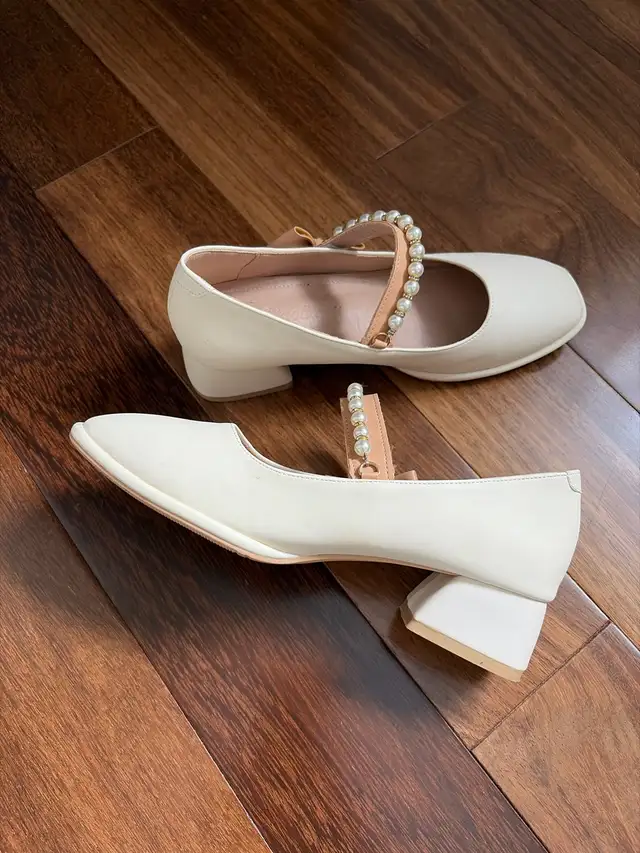 Short heels414907120757647362