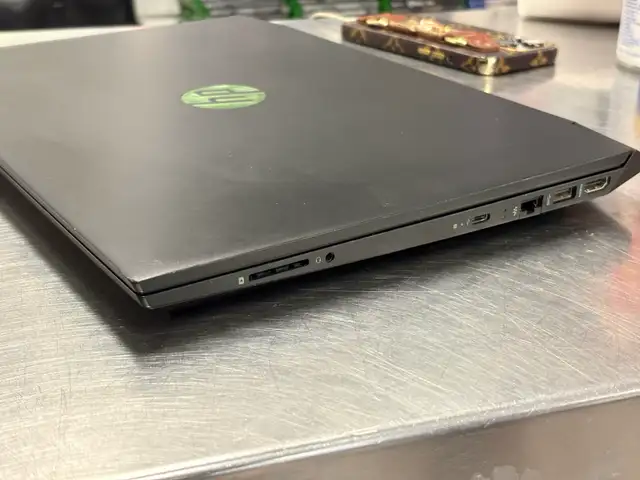 HP GAMING LAPTOP in Laptops in City of Montréal - Image 3