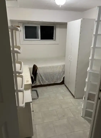 A Cozy Furnished room All-inclusive Leslie & Finch area 1 bus to in Short Term Rentals in City of Toronto - Image 12