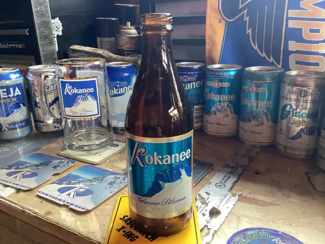 Antique Man Cave Kokanee Vintage Collection.. in Arts & Collectibles in Calgary - Image 3