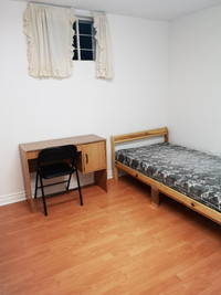 Room for Rent in Toronto | Furnished, Incl. Wifi, Utilities