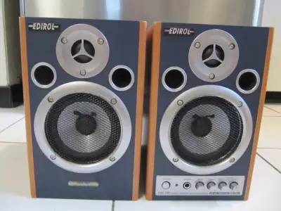 Classic Roland Edirol Model MA-15D Digital Stereo Micro Monitors, View more