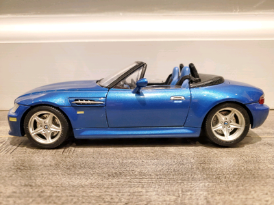 Burago 1/18 BMW M Roadster 1996 – Bleue – Miniature Voiture De Collection