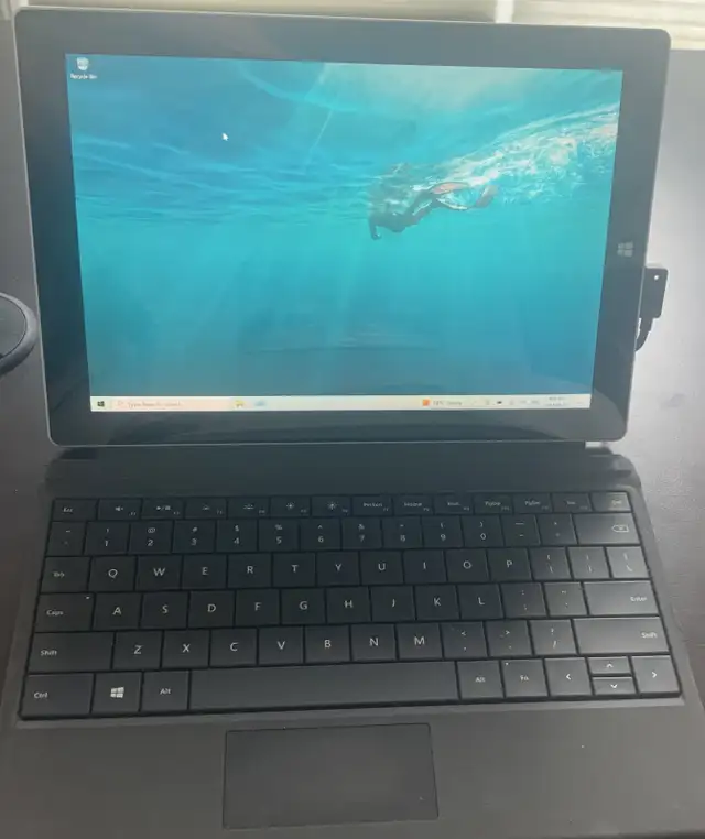 Laptop-Microsoft Surface 3 Tablet in iPads & Tablets in Edmonton - Image 2