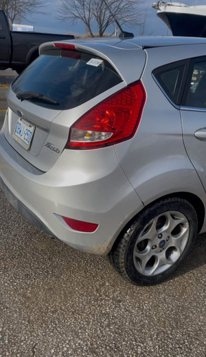 2011 Ford Fiesta SES