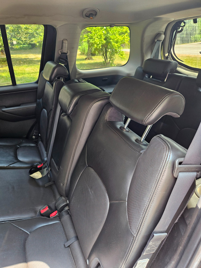 2008 Nissan Pathfinder in Cars & Trucks in Barrie - Image 4