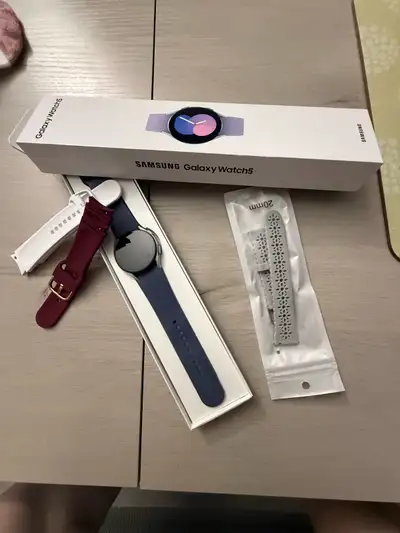 Samsung galaxy watch 5, View more