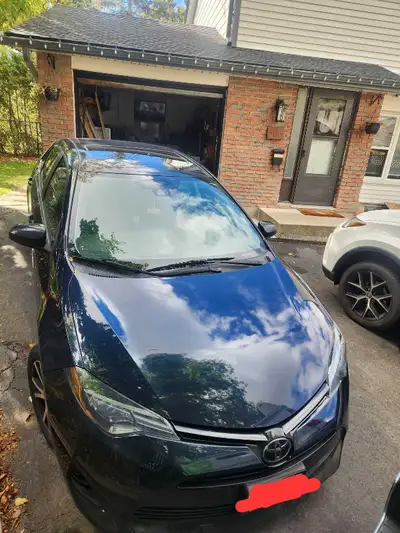 Selling a 2018 Toyota Corolla LE sedan in good condition, equipped with fuel-efficient engine and sm...