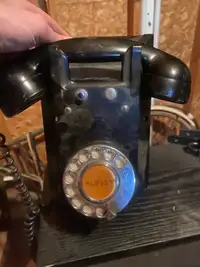 Antique phone