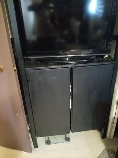 Shelfs, and small closet in one unit ,$40 ,like new, call,780 9381210