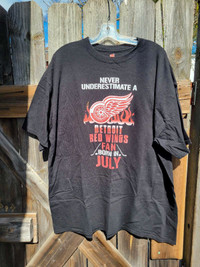 NHL Red Wings fans t-shirt , Hanes good quality 2XL 