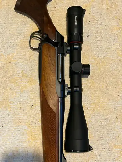 Hello, Selling my Bushnell Nitro 6-24/50 scope. Used 3-4 times on the range only. It’s basically a n...
