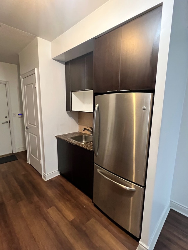 1 Bedroom Condo Lakeshore & Parklawn Long Term Rentals City of Toronto Kijiji