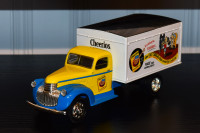 1942 Chevrolet Cheerios Delivery Truck 1/24 Scale Diecast Bank