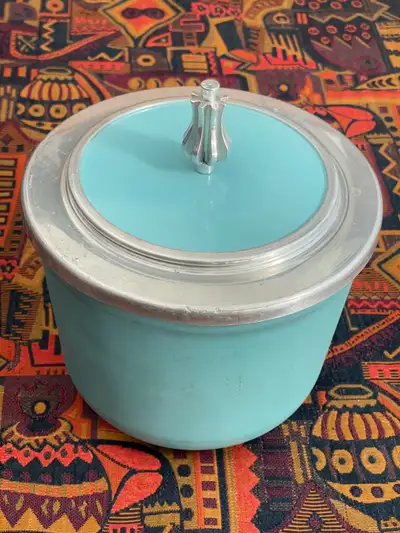 Pyrex Ice Bucket, View more