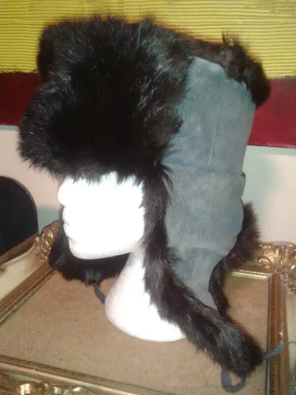 Fur Hat in Women's - Other in Ottawa - Image 9