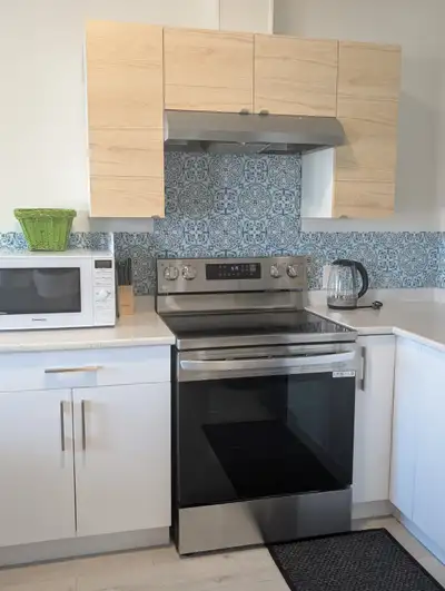 This charming and fully furnished one-bedroom suite offers a comfortable living space with all utili...