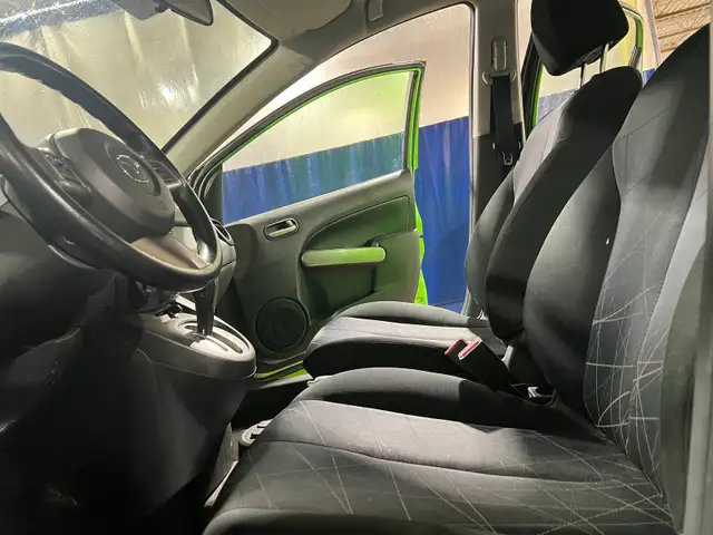 2013 Mazda 2 508551368184309765