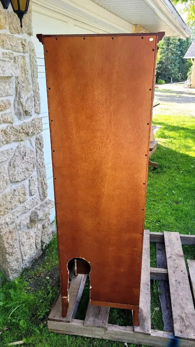 Cherry Display Cabinet w/ Drawers in Hutches & Display Cabinets in Winnipeg - Image 7