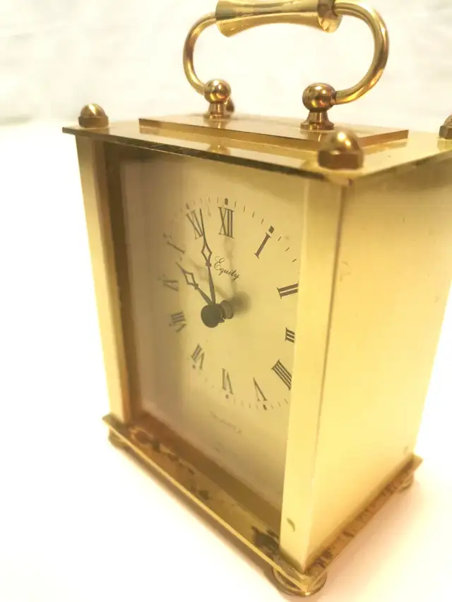 Equity Quartz, Brass Table Clock, Hong Kong in Home Décor & Accents in Markham / York Region - Image 9