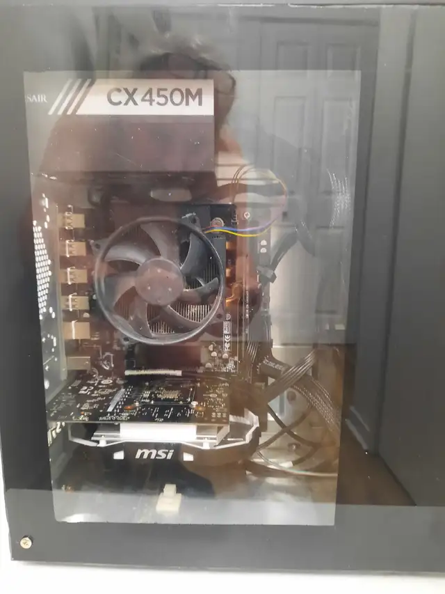 Intel Xeon X5690 in Desktop Computers in Saint-Jean-sur-Richelieu - Image 3