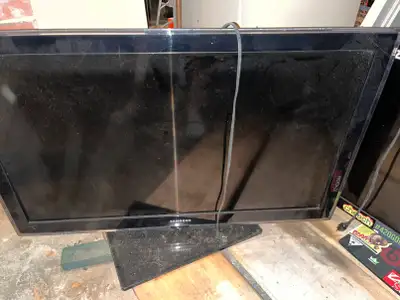 Samsung TV for Sale (40"), View more