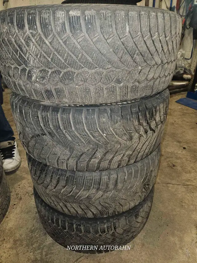 02-2008 AUDI S4 B6 B7 OEM 5X112 WHEELS / Bridgestone winters new in Tires & Rims in Cambridge - Image 4