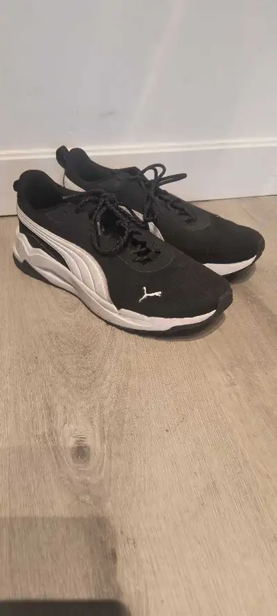 Puma Sneakers (Men's 9.5), View more
