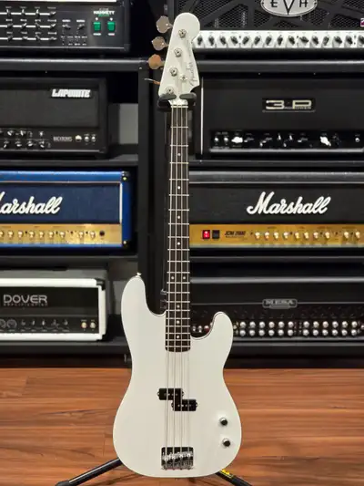 Fender Aerodyne Special Precision Bass (Échange Possible), View more