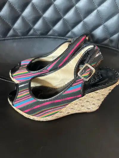 Sandales à talons compensés – Wedge Heels, View more