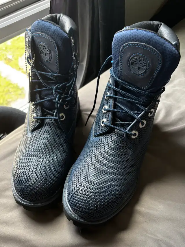 Men’s  boots (Timberland) in Men's Shoes in City of Toronto - Image 6