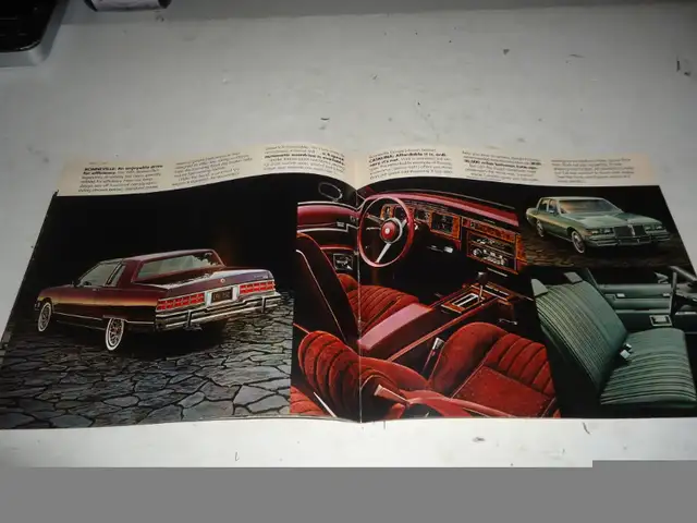 1981  PONTIAC FULL LINE DEALER SALES BROCHURE.CAN MAIL IN CANADA in Arts & Collectibles in Belleville - Image 7