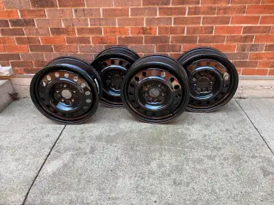 Steel tire rims 17” x 7.5” , 5 bolt for a Chrysler/Dodge - $160.00 for four rims or best offer