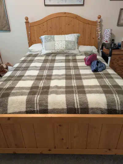Solid Pine Vintage Full/Double Bed Frame, View more
