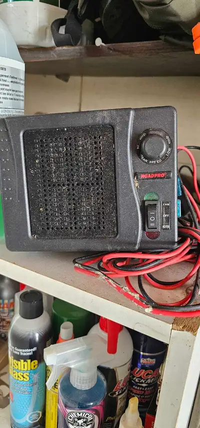 header plug it to 12 v, View more