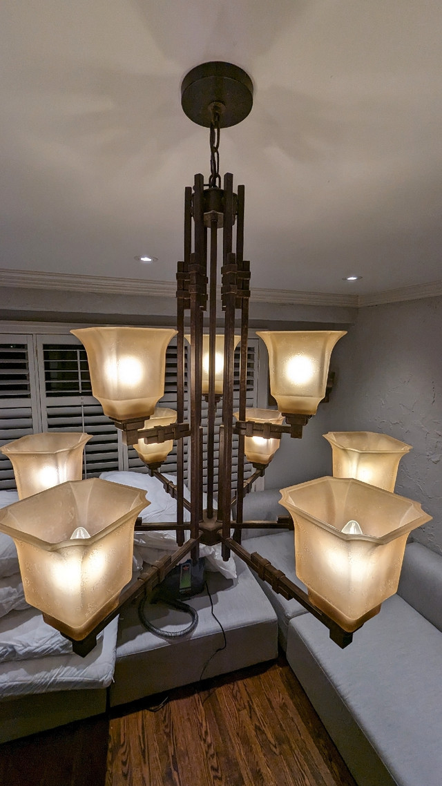 Kichler Chandelier  in Indoor Lighting & Fans in Oakville / Halton Region - Image 2