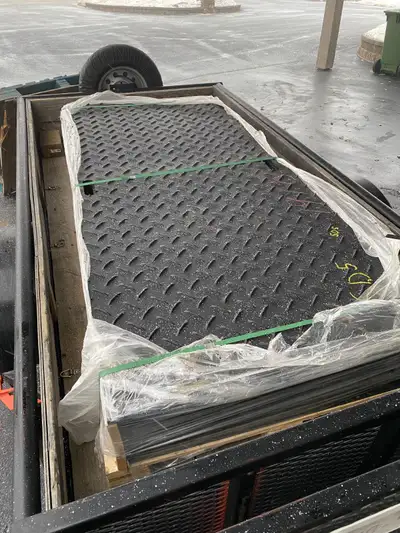 --NEW -- IRANCH-- Heavy Duty- HDPE mat. Diamond pattern on one side, smooth on the other side. -3 1/...