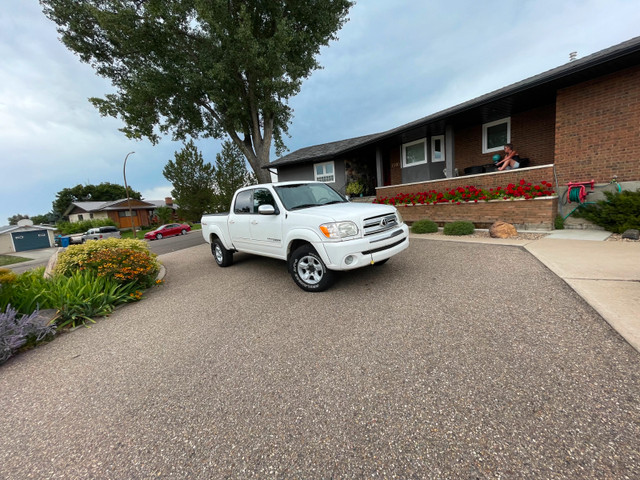 2005 Toyota Tundra in Cars & Trucks in Medicine Hat