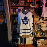 CCM Men's large Toronto Maple Leaf jersey, blank back, good shap
