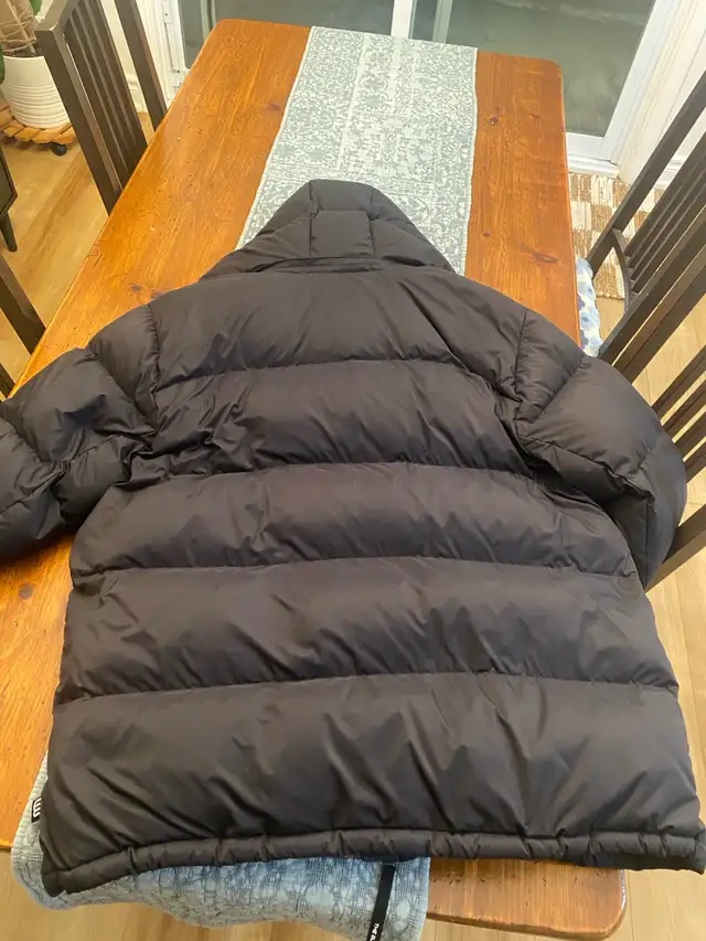 Men’s Superpuff Jacket XXL  in Men's in Oakville / Halton Region - Image 4