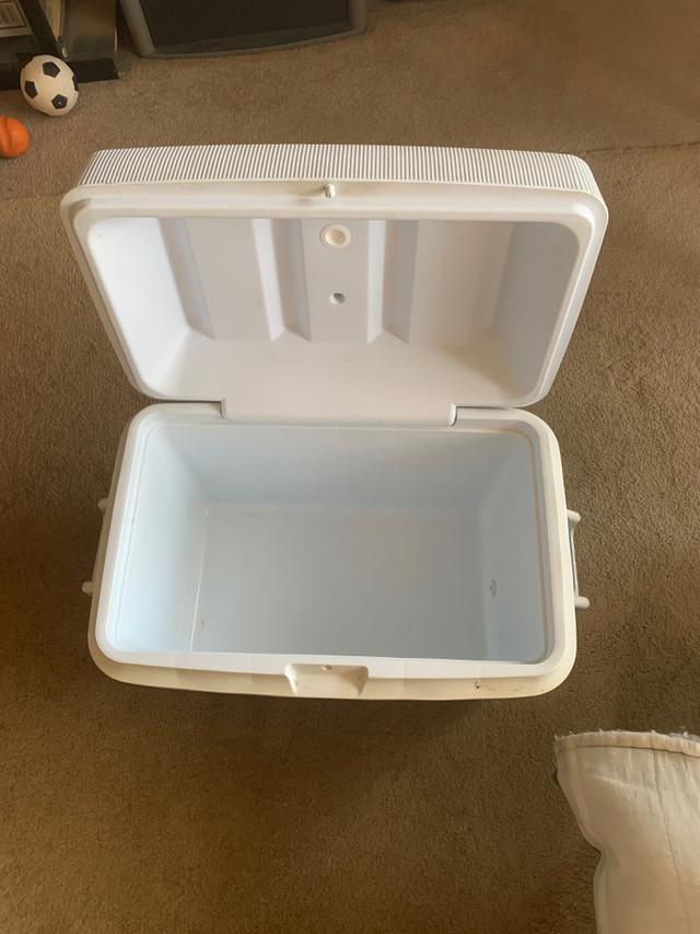 Large camping cooler in Fishing, Camping & Outdoors in Strathcona County