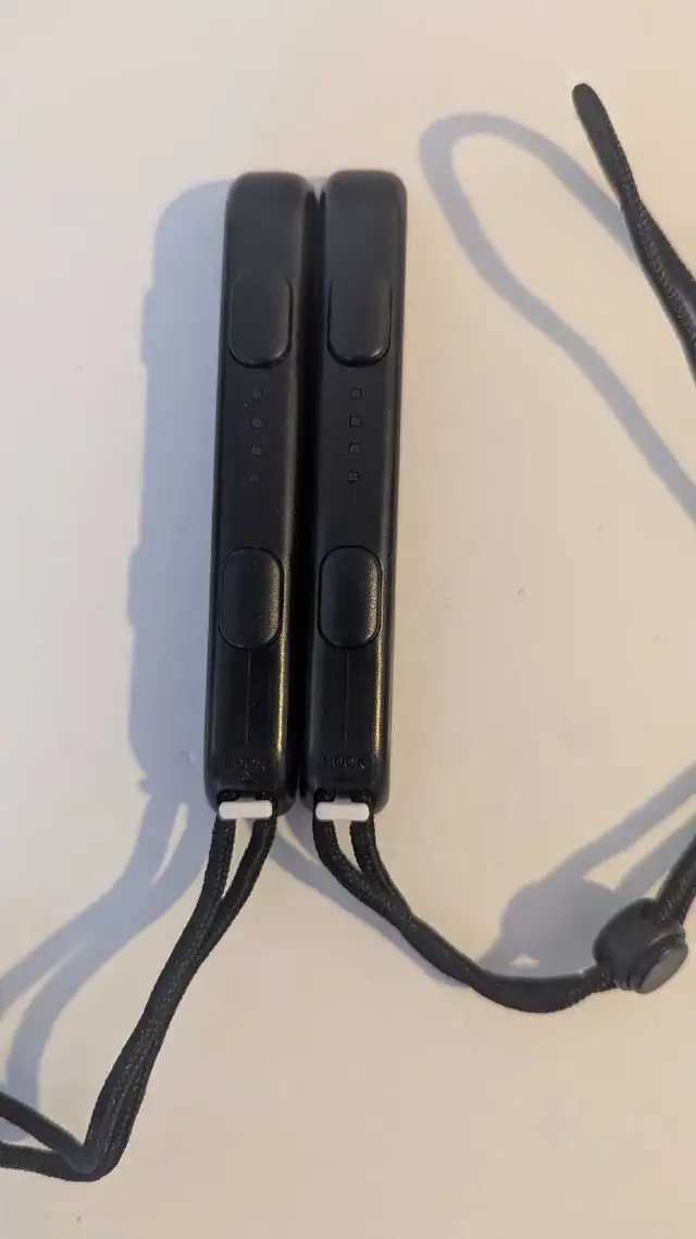 Manette Joy-Con Nintendo switch (GAE2) in Nintendo Switch in City of Montréal - Image 4