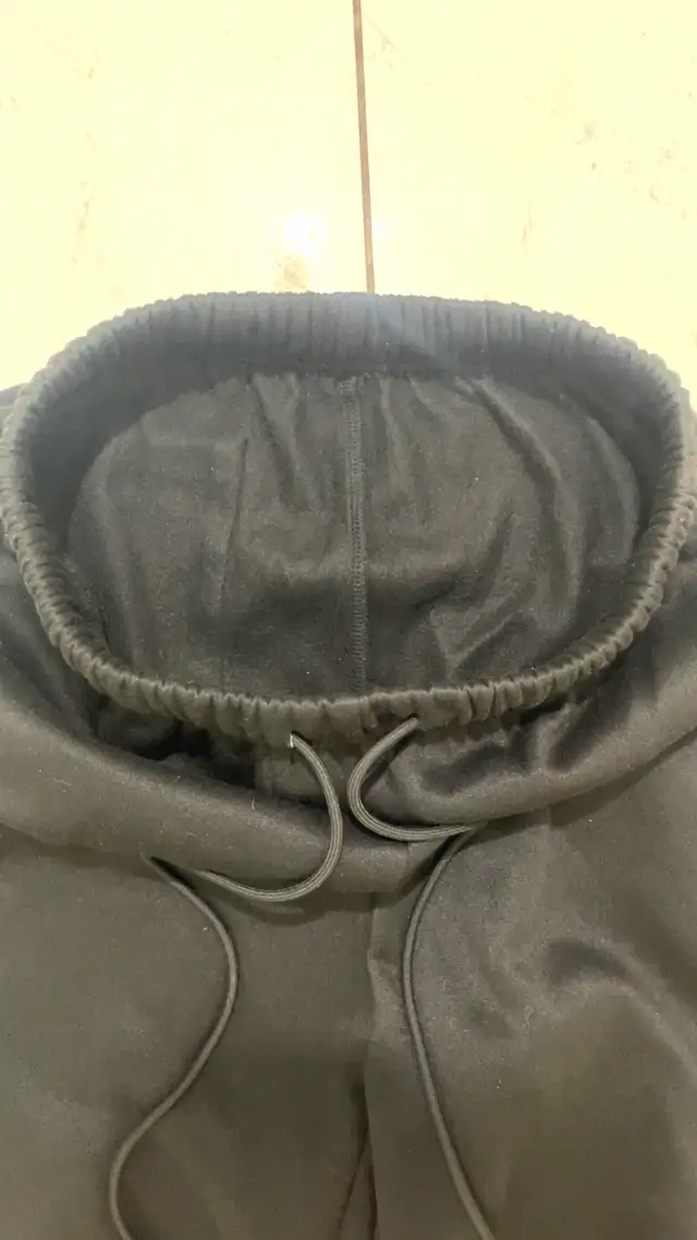 black baggy sweatpants in Men's in Mississauga / Peel Region - Image 6